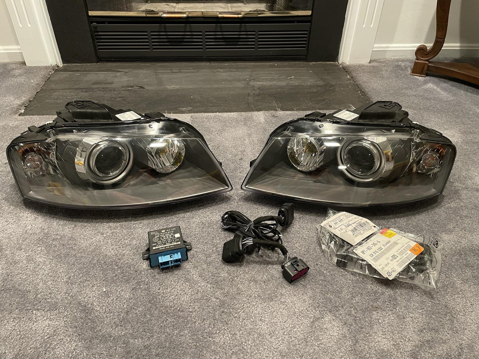 SOLD - A3 8P Projector Headlights and Halogen to HID Conversion